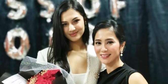 Bak Seumuran! Potret Artis Bersama Anak Sambung yang Jadi Sorotan