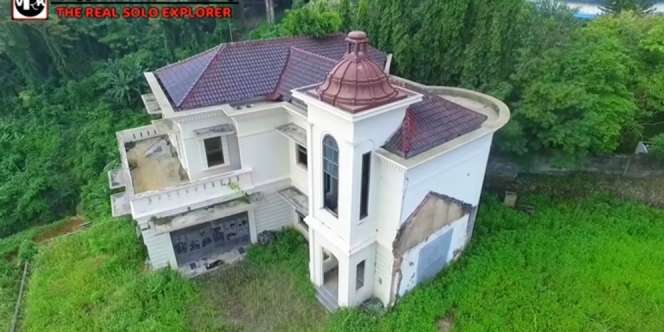 Video Rumah Mewah Terbengkalai, Punya Ruang Bawah Tanah Diduga Tempat Pesugihan