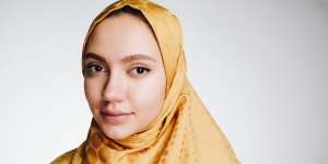 Tips Menata Rambut Saat Pakai Kerudung