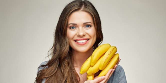 Resep Smooties Pisang dan Almond untuk Redakan Sakit Haid
