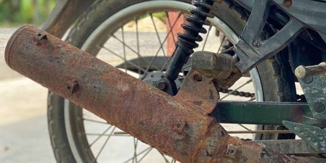 5 Cara Jitu Bersihkan Motor yang Berkarat
