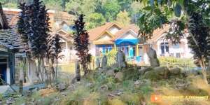 Perkampungan di Majalengka Bikin Terpukau Sekaligus Merinding, Setiap Rumah Ada Kuburannya