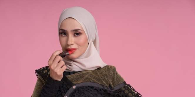 Cegah Bibir Pecah-pecah dengan Memilih Lipstik Matte yang Tepat