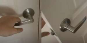 Cuma Kasih Tips Cara Buka Pintu, Video Ini Ditonton Jutaan Kali