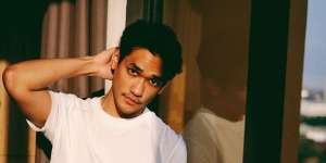 Potong Rambut, Penampilan Afgan Syahreza Mirip Oppa Korea Saat Wamil, Penggemar Histeris