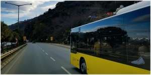 12 Arti Mimpi Naik Bus, Bisa Jadi Pertanda Baik atau Buruk!