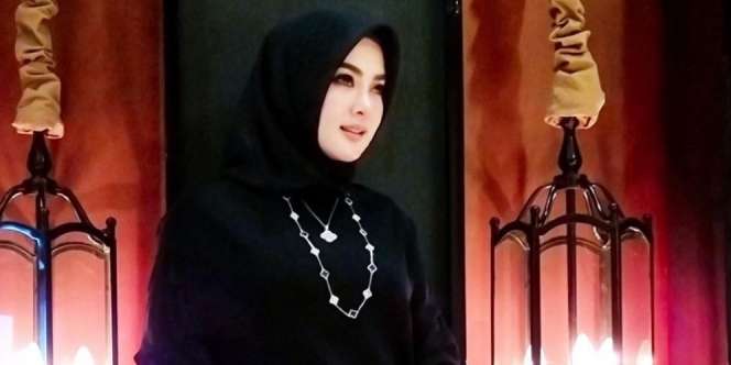 Penampilan Lawas Syahrini Jadi Sorotan, Beda Banget dengan Sekarang