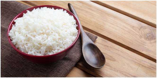 9 Arti Mimpi Makan Nasi, Salah Satunya Jadi Tanda Datangnya Rezeki Tak Terduga