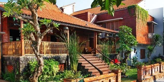 6 Seleb Ini Miliki Rumah Berkonsep Tradisional, Punya Irfan Hakim Mewah Banget Ditaksir Harganya Rp7 M