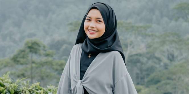 Tips Foto OOTD Terlihat Tinggi, Bye-bye Minder!