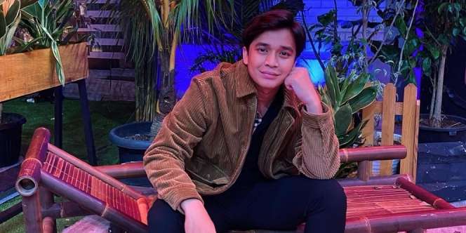Billy Syahputra Terciduk Jalan Bareng Wanita Cantik, Netizen: Settingan Mulu!