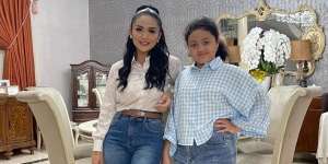 Foto Berdua, Krisdayanti dan Amora Bak Adik-Kakak