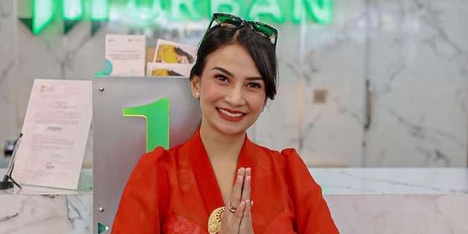 Vanessa Angel Mesra Bareng 'Om-Om' Berkumis, Suami Langsung Beri Komentar