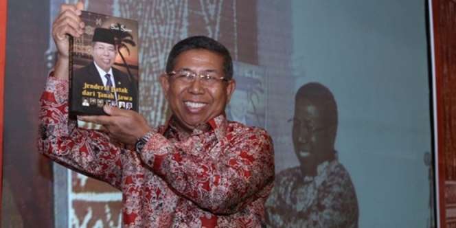 Sudi Silalahi Dimakamkan di TMP Kalibata, Upacara Dipimpin Mahfud MD