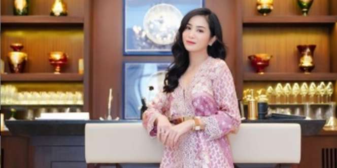 Pernikahan Bunga Zainal Sempat Tak Direstui Orangtua, Pernah Dipisahkan dengan Sukhdev Singh