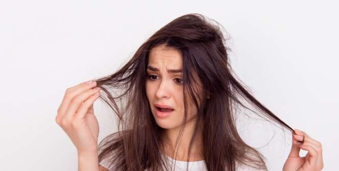 Kebiasaan Sepele yang Bisa Membuat Rambut Rusak Parah