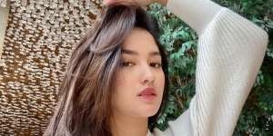 Hobi Simple yang Bikin Ochi Rosdiana Buku Harian Seorang Istri Bahagia