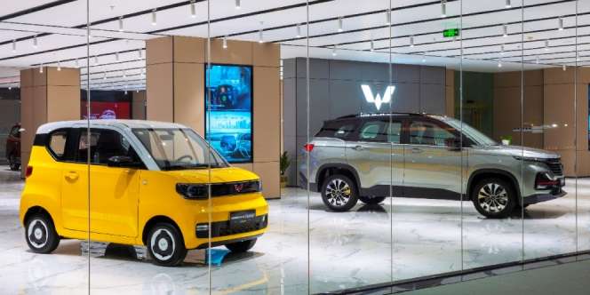 Flagship Center Pertama Wuling Hadir, Ada Mobil Listrik!