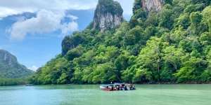 Malaysia Buka Lagi Sektor Pariwisata di Desember 2021