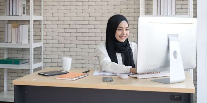 Tips Glow Ready Look Saat Virtual Meeting, Bebas Panik Saat On Cam Dadakan