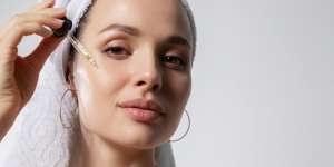 Pilihan Serum Anti-aging yang Jadi Favorit Kaum Hawa