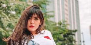 Menyesal Operasi Hidung, Angela Lee Curhat Implan Jebol 
