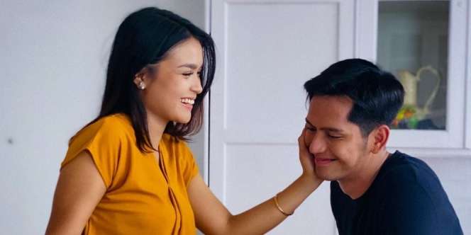 Salam Perpisahan Haru Kekasih Hanna Kirana, Rekan Artis Menangis