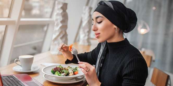 Doa Setelah Menyantap Makanan yang Terjamin Kehalalannya