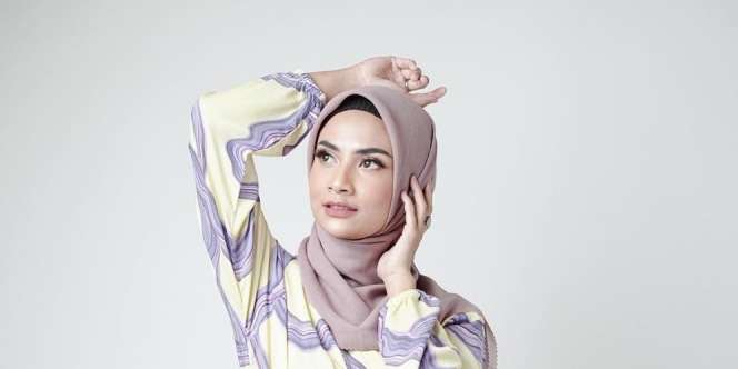 Mengenang Vanessa Angel Kala Tampil Anggun dengan Balutan Hijab