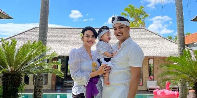 Viral Postingan Foto Vanessa Angel Gendong Sang Anak: 'Jangan Tinggalin Gala Lagi ya Mi'