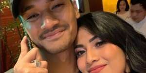 Momen Vanessa Angel dan Bibi Ardiansyah Syukuran Saat Punya Pajero Baru, Kini Tinggal Kenangan