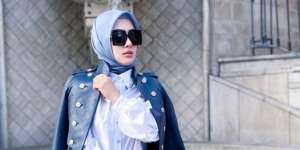 Wow, Ikat Pinggang Syahrini Seharga Motor
