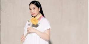 8 Fashion Nagita Slavina Saat Hamil, Harga Cardigannya Bisa Beli Motor!