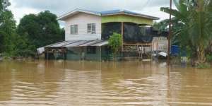 Korban Banjir Minta Bantuan Lewat TikTok, Netizen Sibuk Berdebat