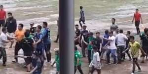 Turnamen Sepak Bola Kota Bekasi Ricuh, Pemain Adu Jotos