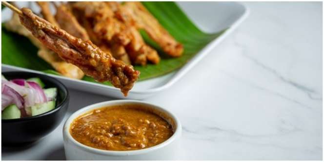 11 Arti Mimpi Makan Sate, Ada Banyak Hal Baik yang Akan Datang Kepadamu