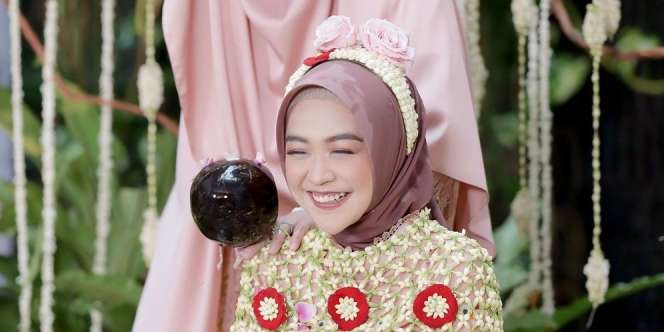 Dianggap Tak Serius karena Banyak Tertawa Saat Acara Siraman, Ria Ricis Kasih Balasan Menohok