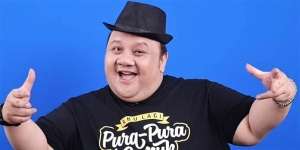 7 Potret Perjalanan Rony Dozer Sebelum Meninggal, Dari Pelawak Top hingga Jadi Sopir Ojol