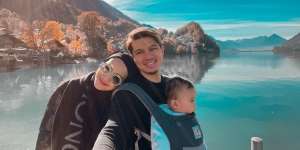 Gara-Gara PCR Anak, Zaskia Sungkar dan Irwansyah Hampir Tak Bisa Pulang ke Indonesia