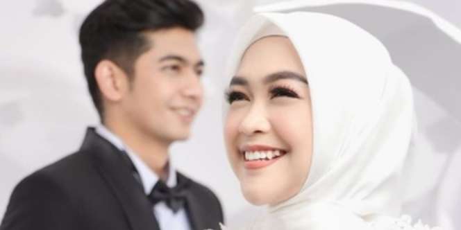 Rekaman Malam Pertama Ria Ricis-Teuku Ryan, Ada Sosok yang Mengganggu