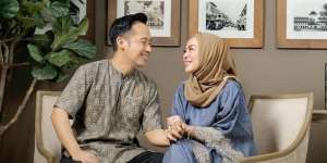 Selamat! Denny Cagur dan Istri Punya Momongan Lagi