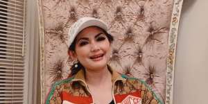 Olivia Nathania Cium, Basuh, dan Minum Air Cucian Kaki Nia Daniaty Sebelum Jalani Penahanan