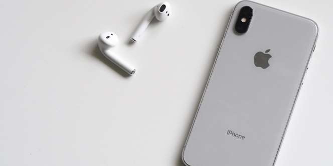 Mahasiswa Iseng Tambah Port USB-C di Gawai iPhone, Laris Ditawar Rp1,2 Miliar