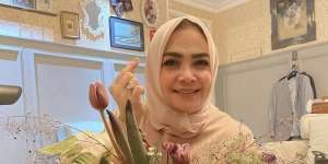 Ibu Nagita Slavina Bongkar Penyebab Cerai dari Gideon: `Bagai Burung Dalam Sangkar`