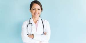 Ternyata Ini Penyebab Tulisan Tangan Dokter Sulit Dibaca