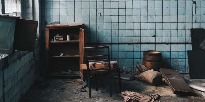 Kakek Ini Tinggal di Rumah Paling Jorok di Dunia, Dindingnya Busuk Lantai Seperti Kubangan