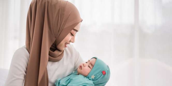Bacakan Doa Usai Menggendong Bayi Ini Ketika Menyerahkan ke Ibunya