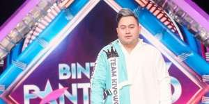 Penampilan Nassar Sebelum Terkenal Saat Bernyanyi di Acara Hajatan