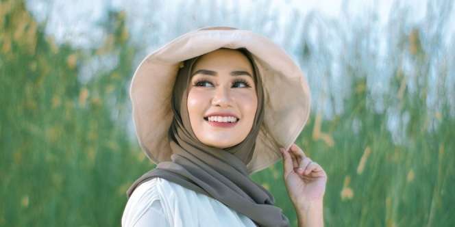 Gaya Septia Siregar, Istri Crazy Rich yang Beri Kado Atta Halilintar Mobil Rp1 M