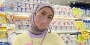 Outfit Kasual Colorful ala Inas Rana Fagastia